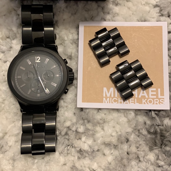 Michael Kors Oversized Dylan Black-Tone Unisex Watch - Picture 9 of 12